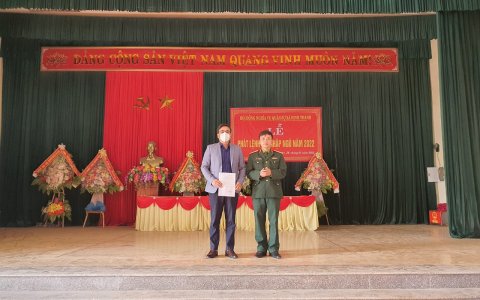    Xã Định Thành trao lệnh gọi nhập ngũ cho công dân 